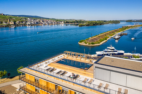 Yoga-On-Bingen im PAPA RHEIN